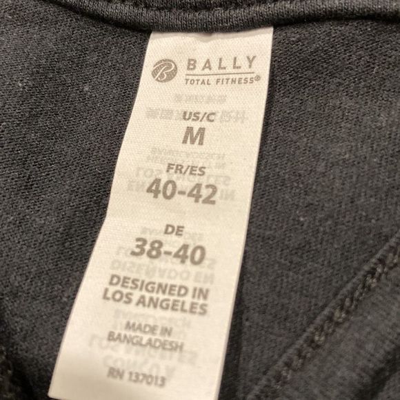 Bally’s Total Fitness Black long sleeve athletic Top Medium NWT - Picture 5 of 7